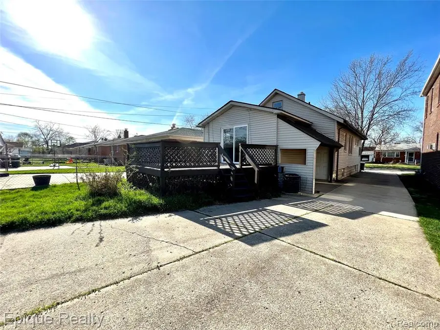 23231 Park, Dearborn, MI 48124 - #3