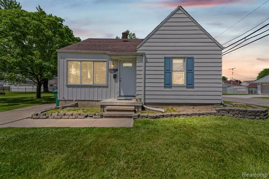 5759 Deering, Garden City, MI 48135 - #3