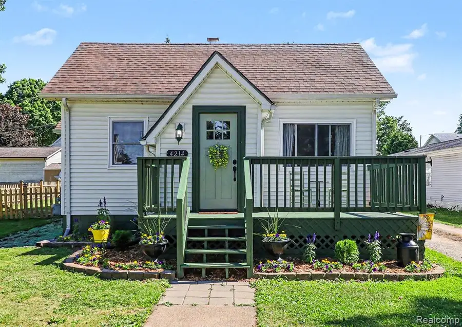 4214 Mill, North Branch, MI 48461 - #2