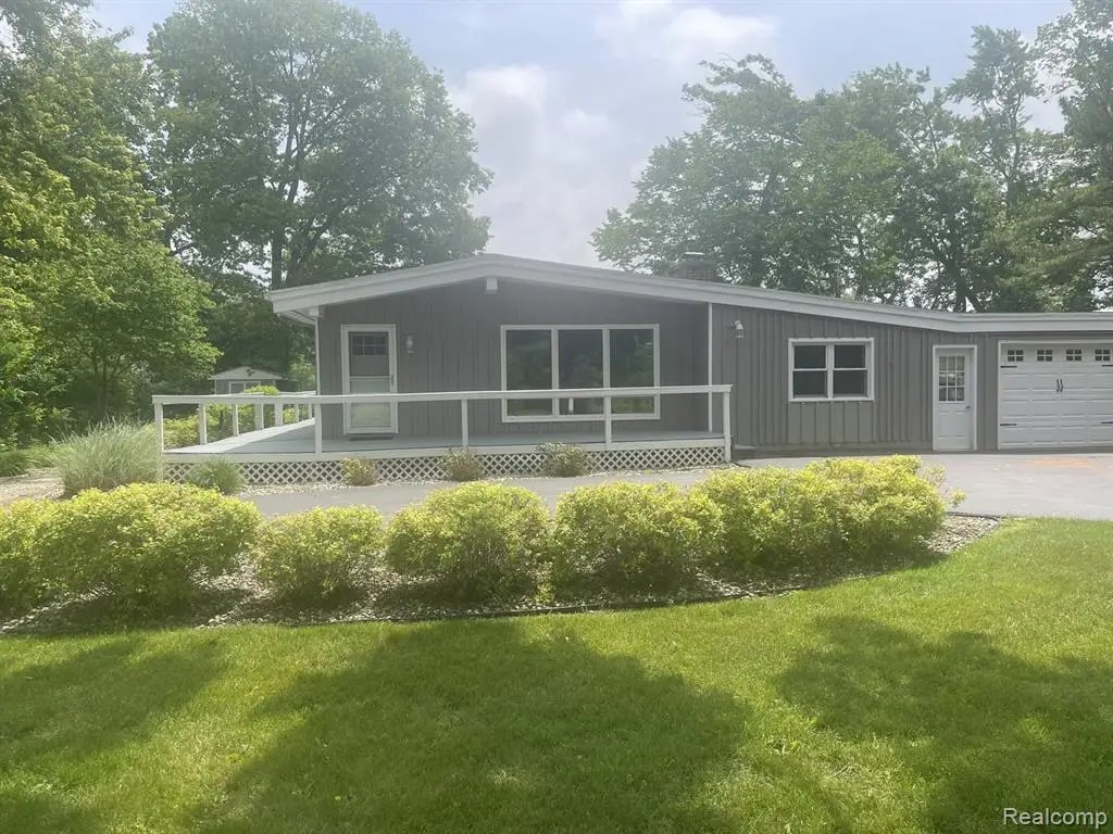 2141 Derfla, Saint Joseph, MI 49085 - #1