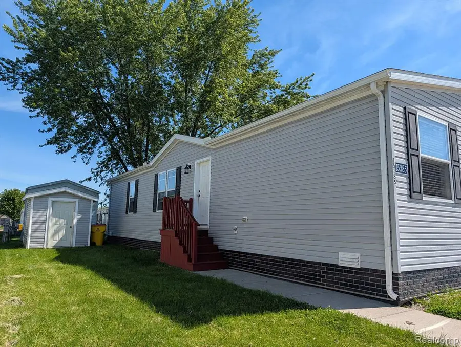 15385 Cartier, Clinton Township, MI 48038 - #2