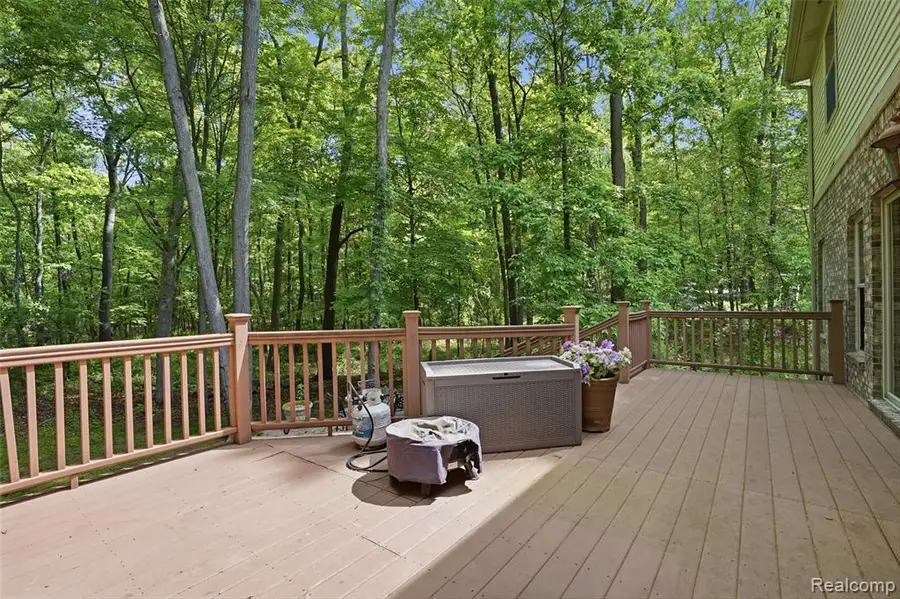 2790 Pine Bluffs Ct., Highland, MI  - #3