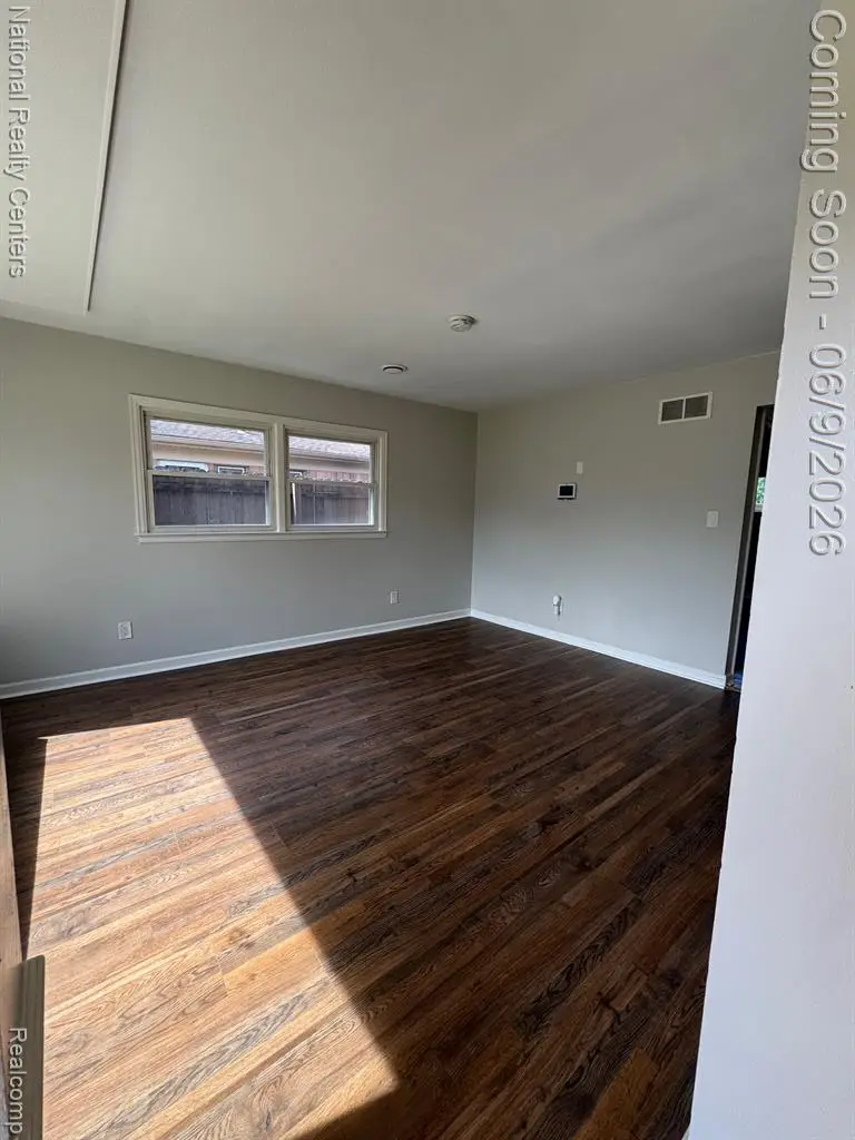 28111 Brentwood, Southfield, MI 48076 - #3