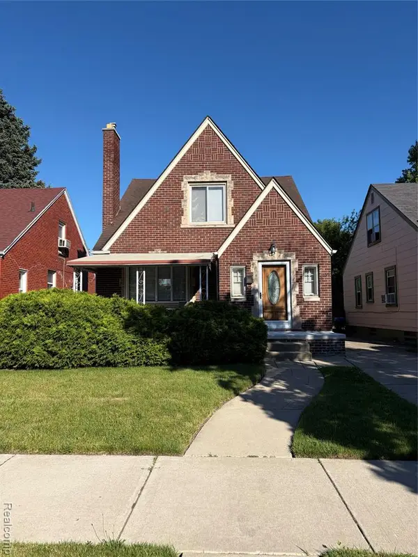 3139 S Liddesdale, Detroit, MI 48217
