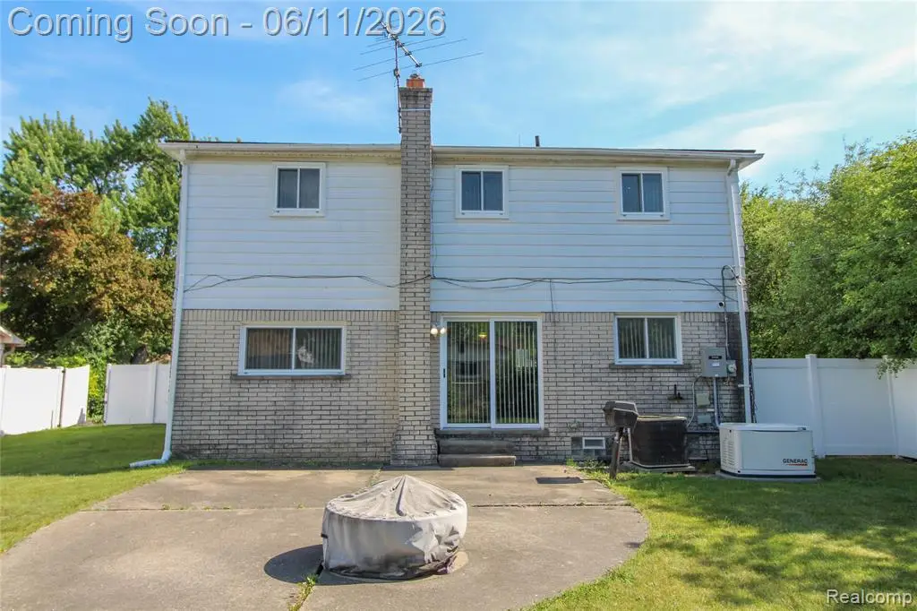17020 Pennsylvania, Southfield, MI 48075 - #1