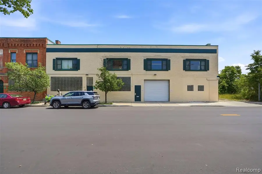 436 E Milwaukee #8, Detroit, MI 48202 - #2