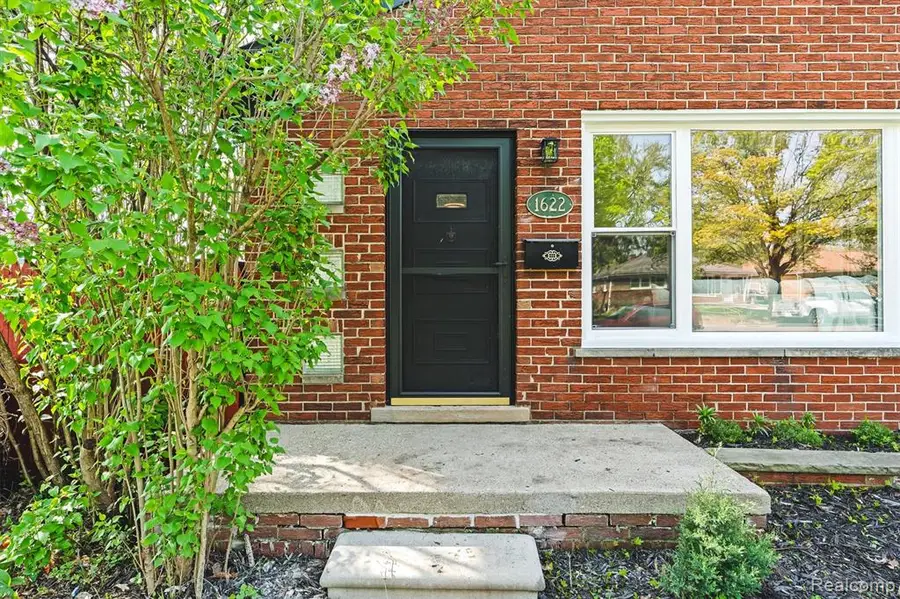 1622 Huron, Royal Oak, MI 48073 - #3
