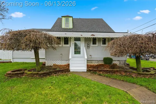 640 Martin Luther King Jr, Pontiac, MI 48342