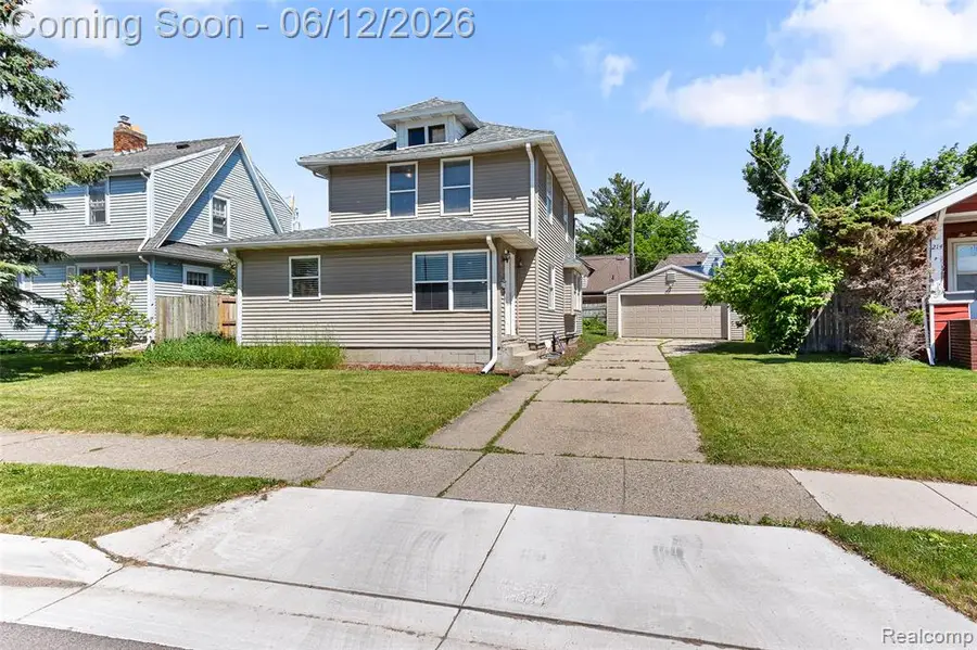 218 W Greenlawn, Lansing, MI 48910 - #2