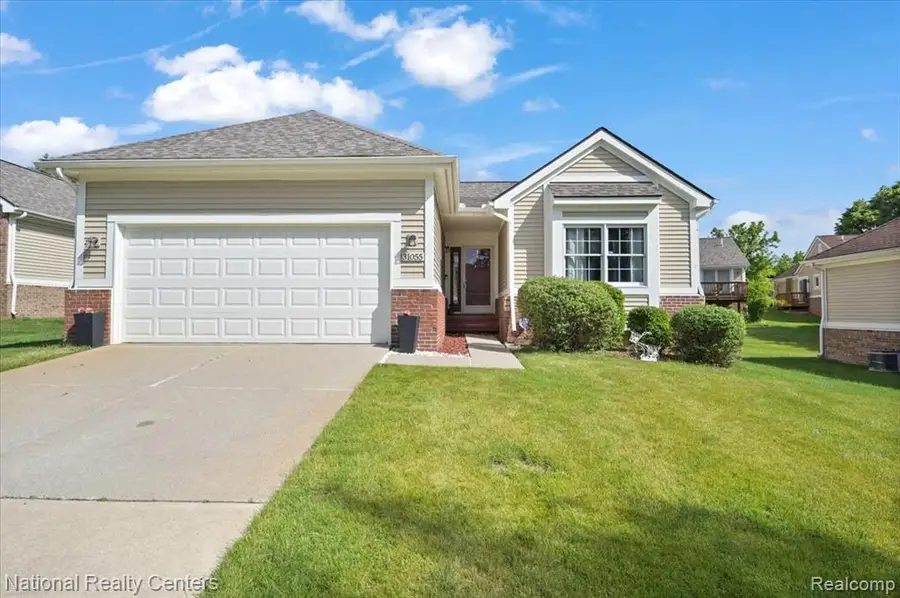31055 Seneca, Novi, MI 48377 - #2