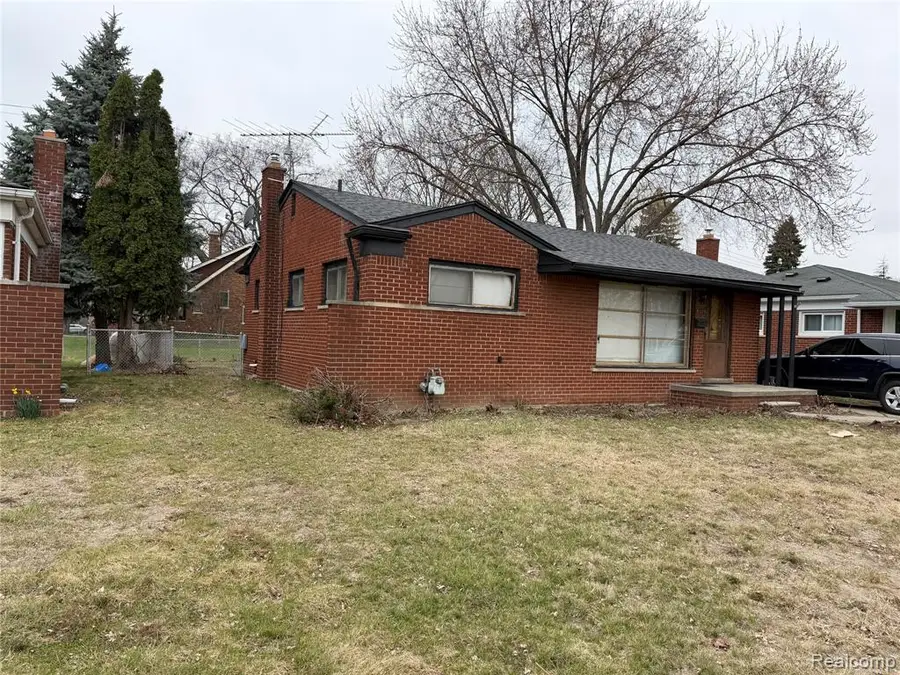 8225 Lochdale, Dearborn Heights, MI 48127 - #2