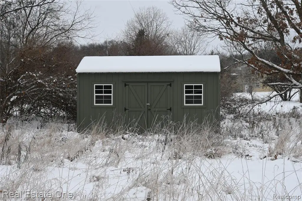 0000 Roberts, Munith, MI 49259 - #1