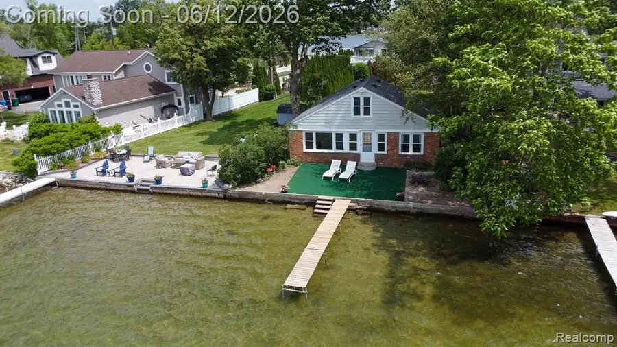 8691 Cooley Lake, Commerce Township, MI 48382 - #3