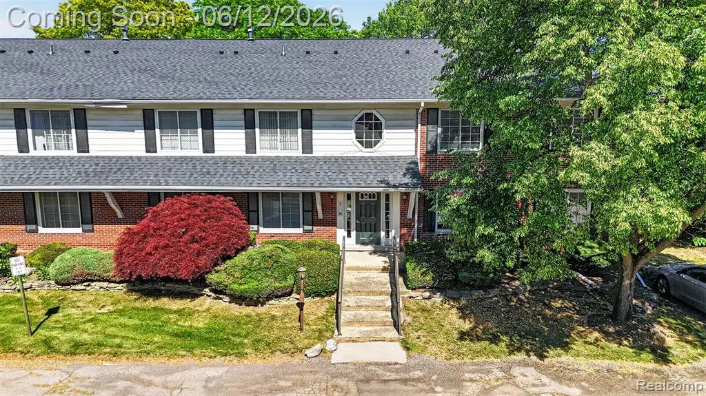 2449 Mulberry #32, Bloomfield, MI 48302 - #1