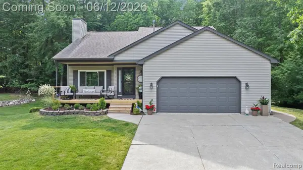 2285 Somerville, Oxford, MI 48371