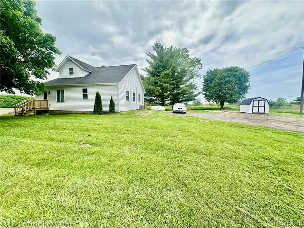 5435 Byron, Howell, MI 48855