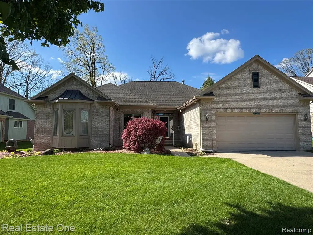 1668 S Shore, Rochester Hills, MI 48307 - #1