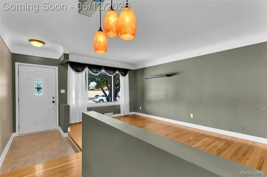 4840 Iowa, Warren, MI 48092 - #2