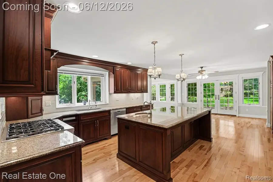 1751 Carpenter, Troy, MI 48098 - #3