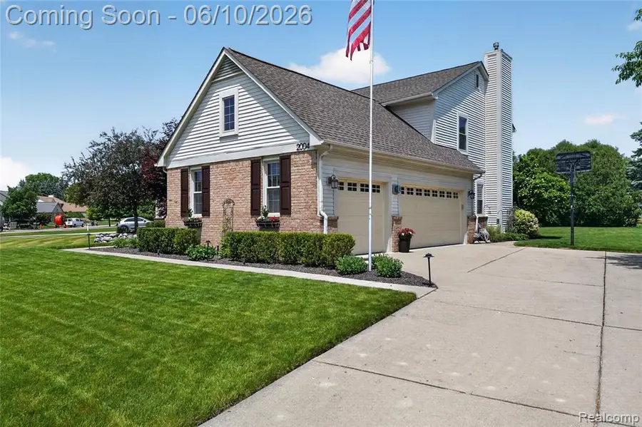 2004 Palmer, Wixom, MI 48393 - #2