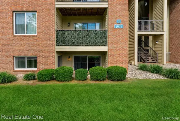 2635 Greenstone #501, Auburn Hills, MI 48326