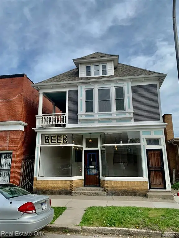 2454 Florian, Hamtramck, MI 48212