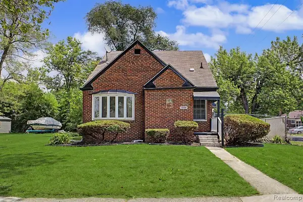 18400 Gilchrist, Detroit, MI 48235