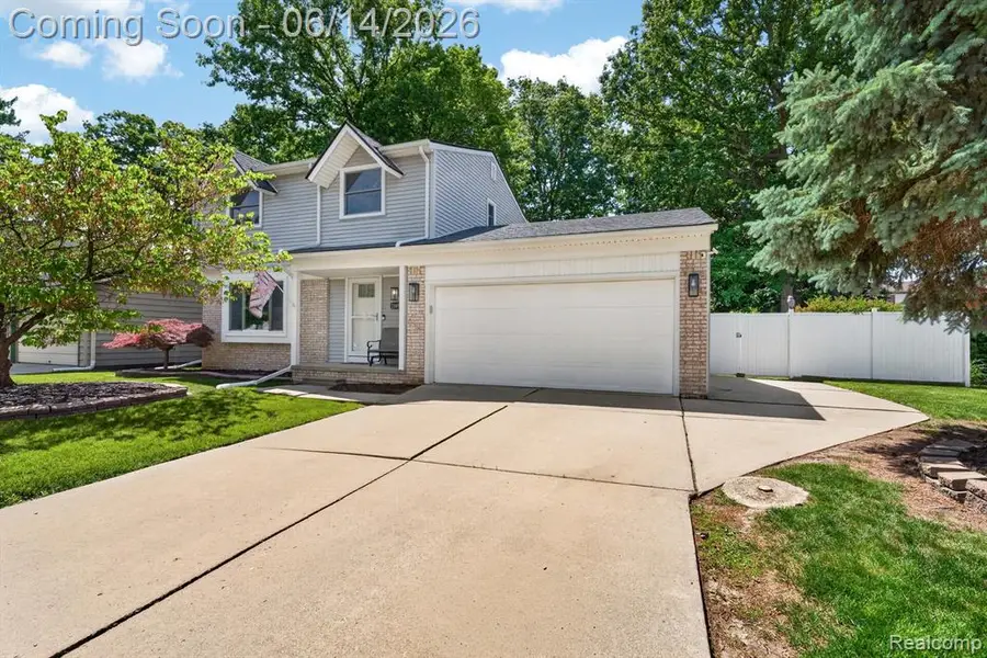 21659 Birch, Woodhaven, MI 48183 - #2