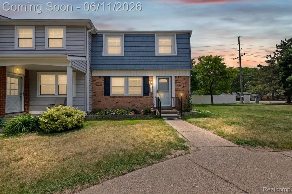 24429 Olde Orchard, Novi, MI 48375 - #1