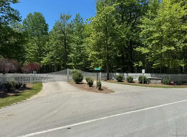 Lot 15 Towering Oaks, Port Austin, MI 48467