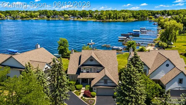3300 Mimosa, Commerce Twp, MI 48390