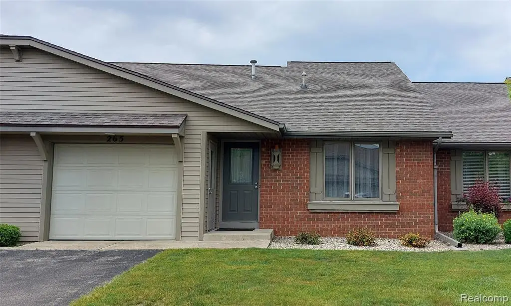 265 Interlaken, Zeeland, MI 49464 - #1