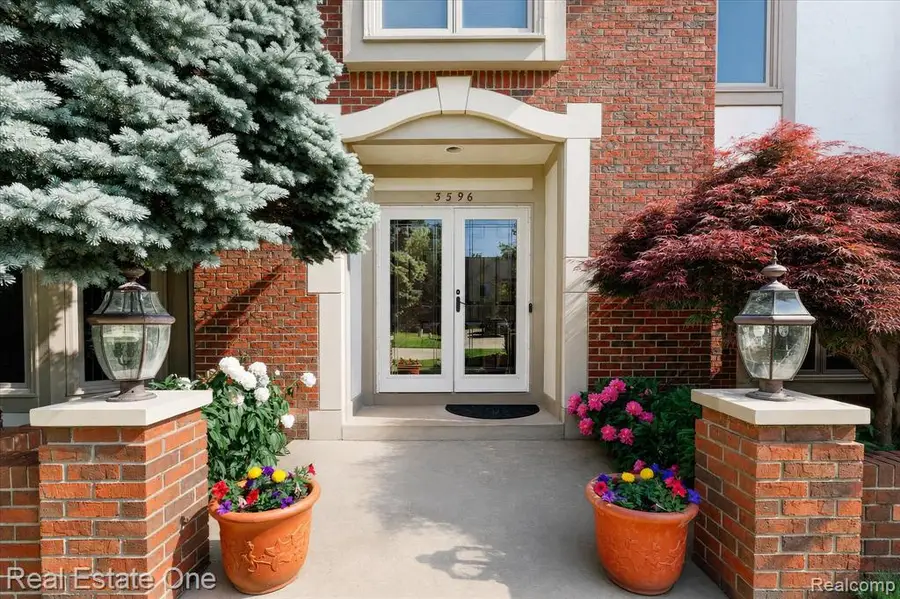 3596 Aynsley, Rochester Hills, MI 48306 - #3