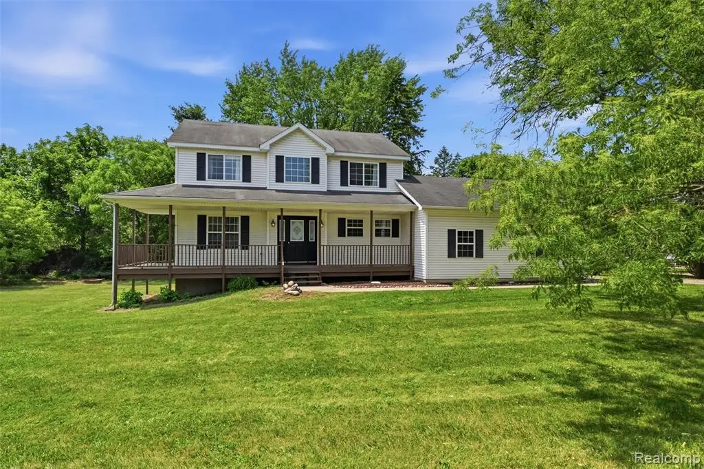 4482 Pleasant Valley, Brighton, MI 48114 - #1