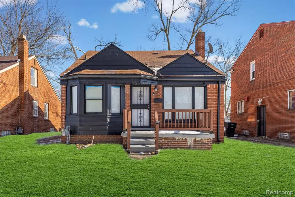 18282 Freeland, Detroit, MI 48235 - #1