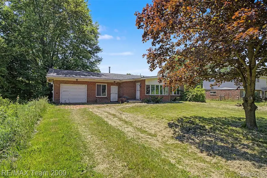 2145 Oakville Waltz, Ash, MI 48164 - #3