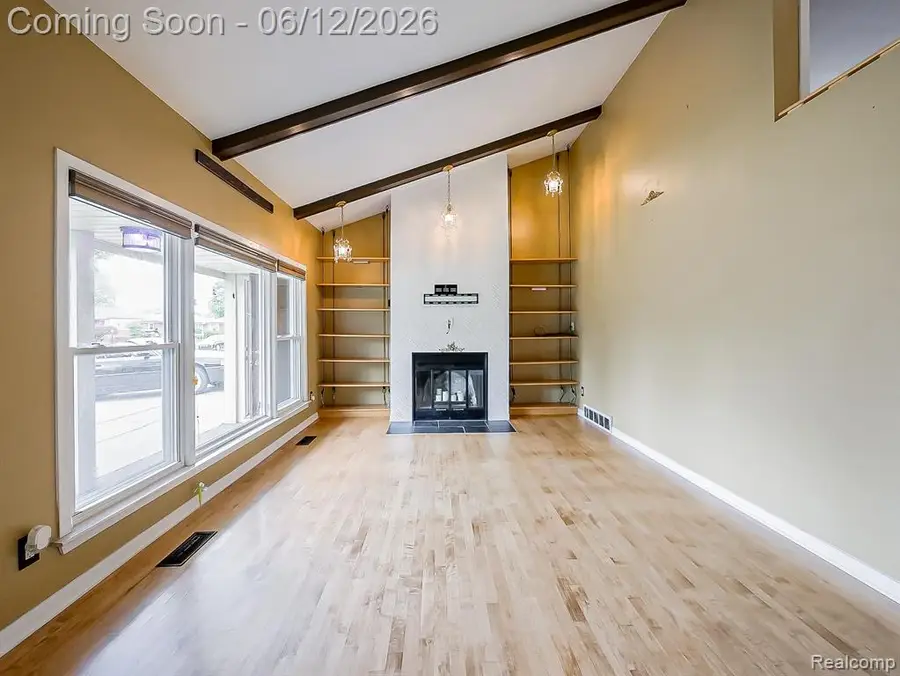 29835 Hillbrook, Livonia, MI 48152 - #2
