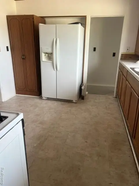 19351 Eastland, Roseville, MI 48066 - #3