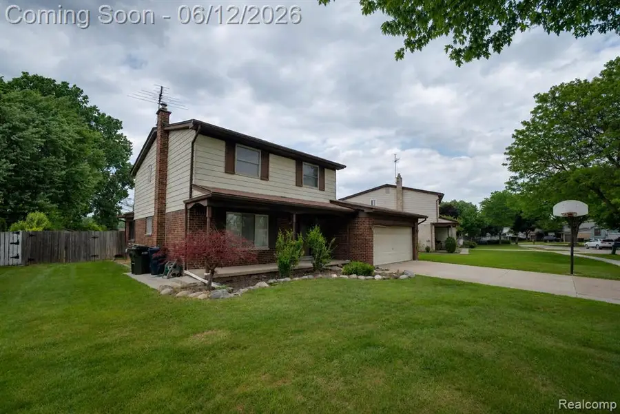 5061 Temple, Sterling Heights, MI 48310 - #2