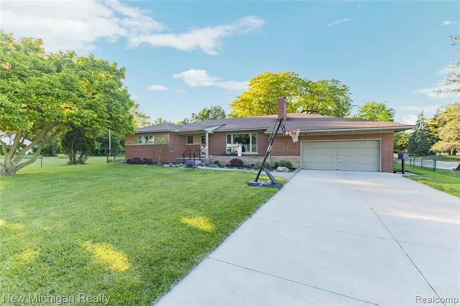 8359 Chicago, Warren, MI 48093 - #3