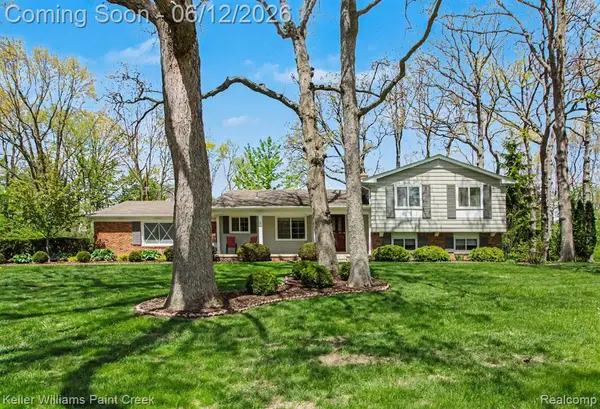 3370 Aquinas, Rochester Hills, MI 48309
