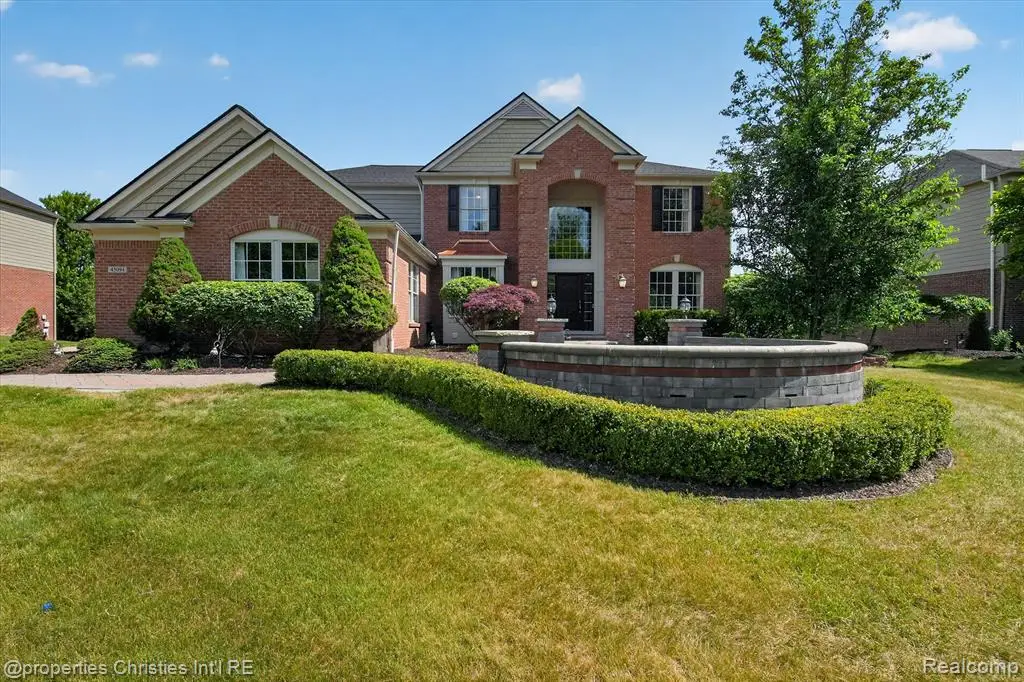 45094 Oak Forest, Northville, MI 48168 - #1