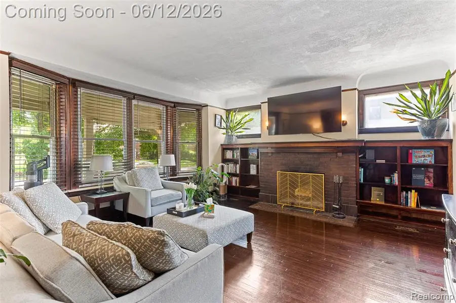 7641 La Salle, Detroit, MI 48206 - #2