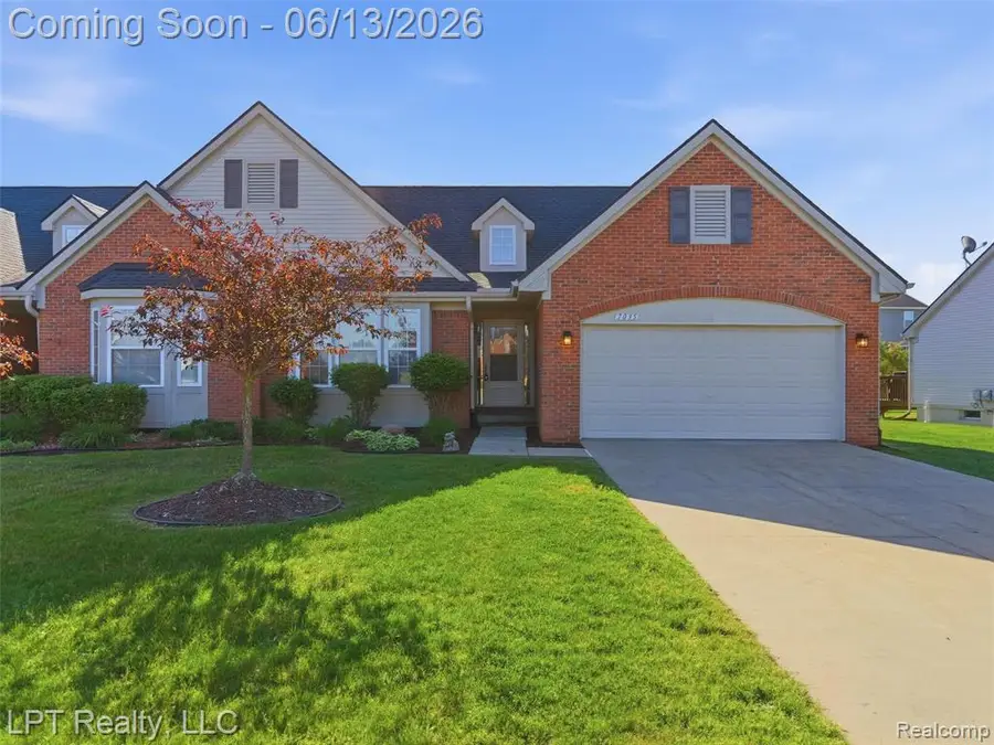 7035 Iris, Grand Blanc, MI 48439 - #2
