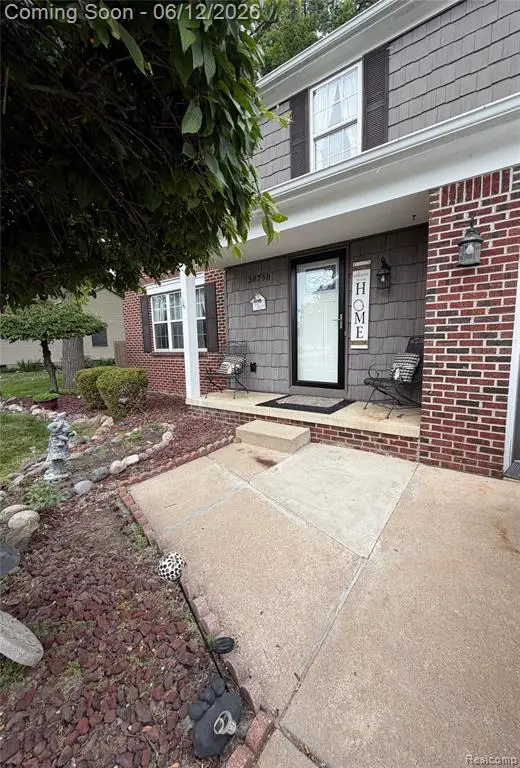 38798 Covington, Wayne, MI 48184 - #3