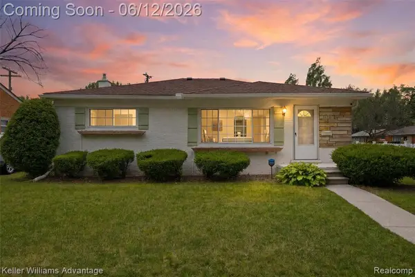 23111 Scotia, Oak Park, MI 48237