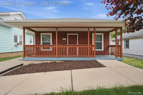 311 Ferry, Pontiac, MI 48341