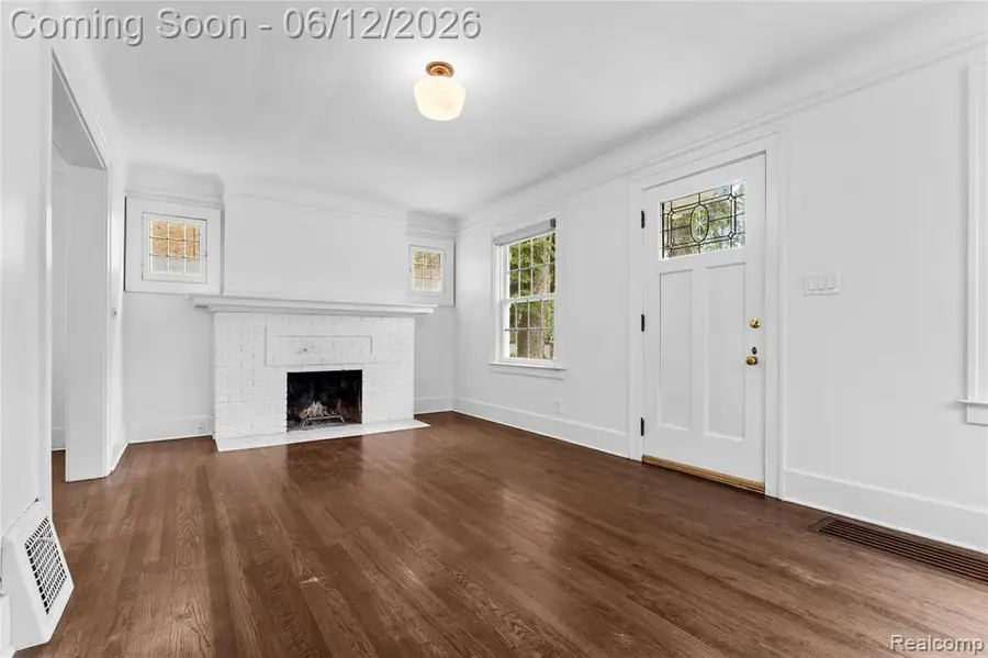 454 W Saratoga, Ferndale, MI 48220 - #2