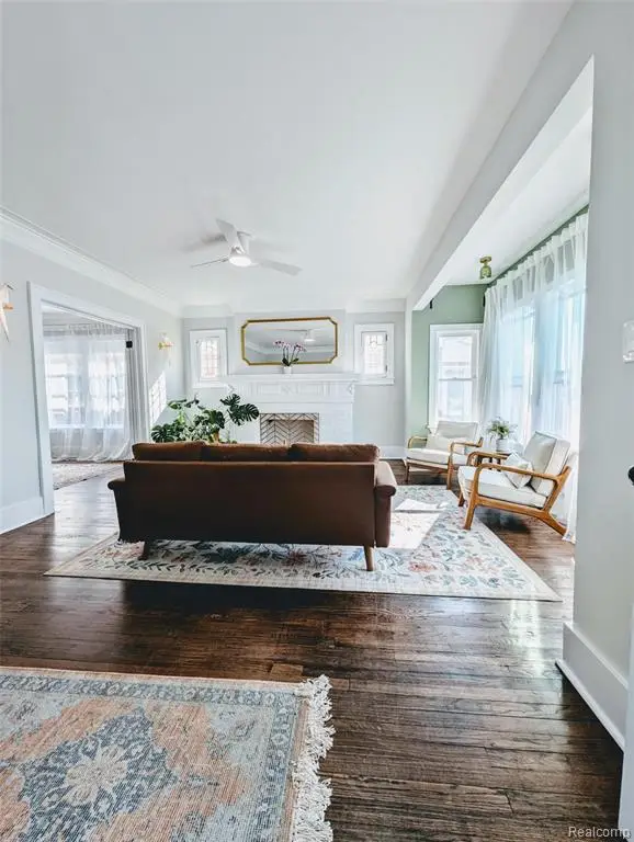 1932 Gladstone, Detroit, MI 48206 - #3