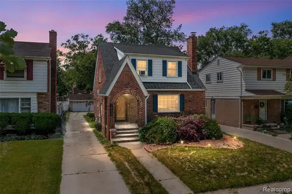 16713 Glastonbury, Detroit, MI 48219